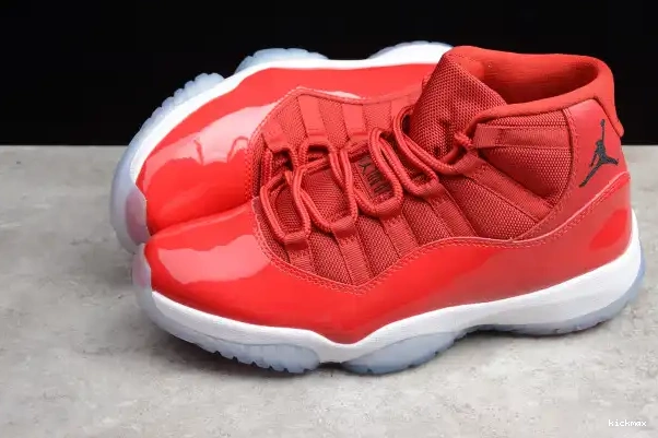 Cheap MAX Jordan Air RetroGym 378037-623 11 Red 0317