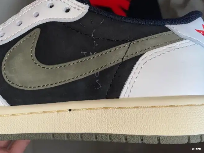 Cheap MAX 1 Scott Travis WMNS DZ4137-106 Jordan Olive OG x Low Air 0321