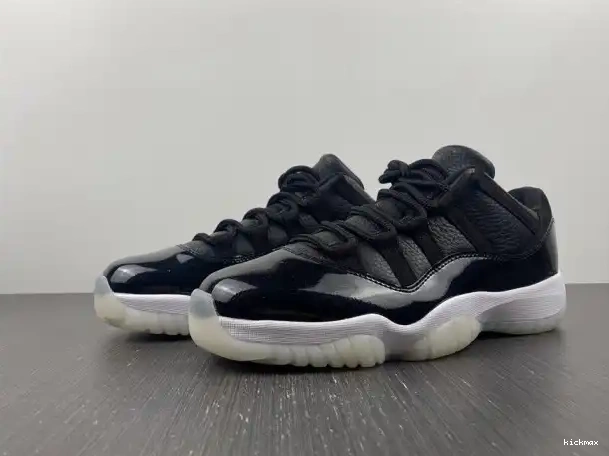 Cheap MAX AV2187-001 Jordan Low Retro 11 Air 72-10 0320