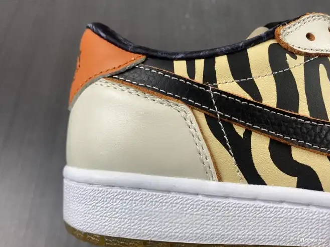 Cheap MAX Low Air 1 Year of OG the Jordan DH6932-100 Tiger 0322