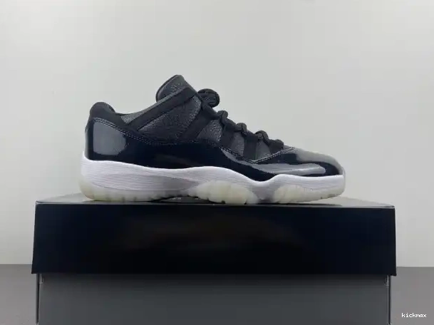 Cheap MAX AV2187-001 Jordan Low Retro 11 Air 72-10 0320
