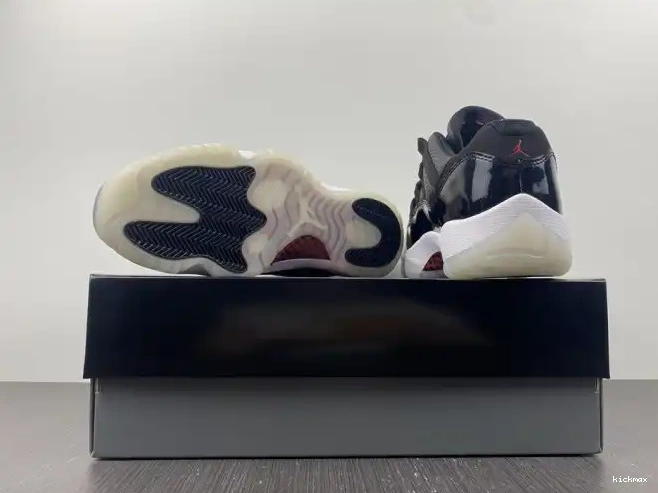 Cheap MAX AV2187-001 Jordan Low Retro 11 Air 72-10 0320