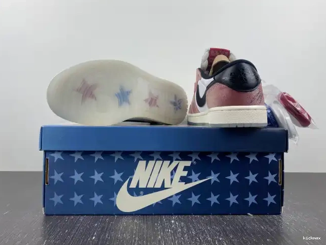 Cheap MAX BLACK' ROOM OG AIR 'RED X TROPHY JORDAN 1 FN0432-017 LOW 0319